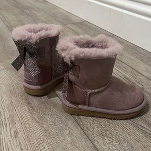 Ugg Boots lavender. Toddler size 7